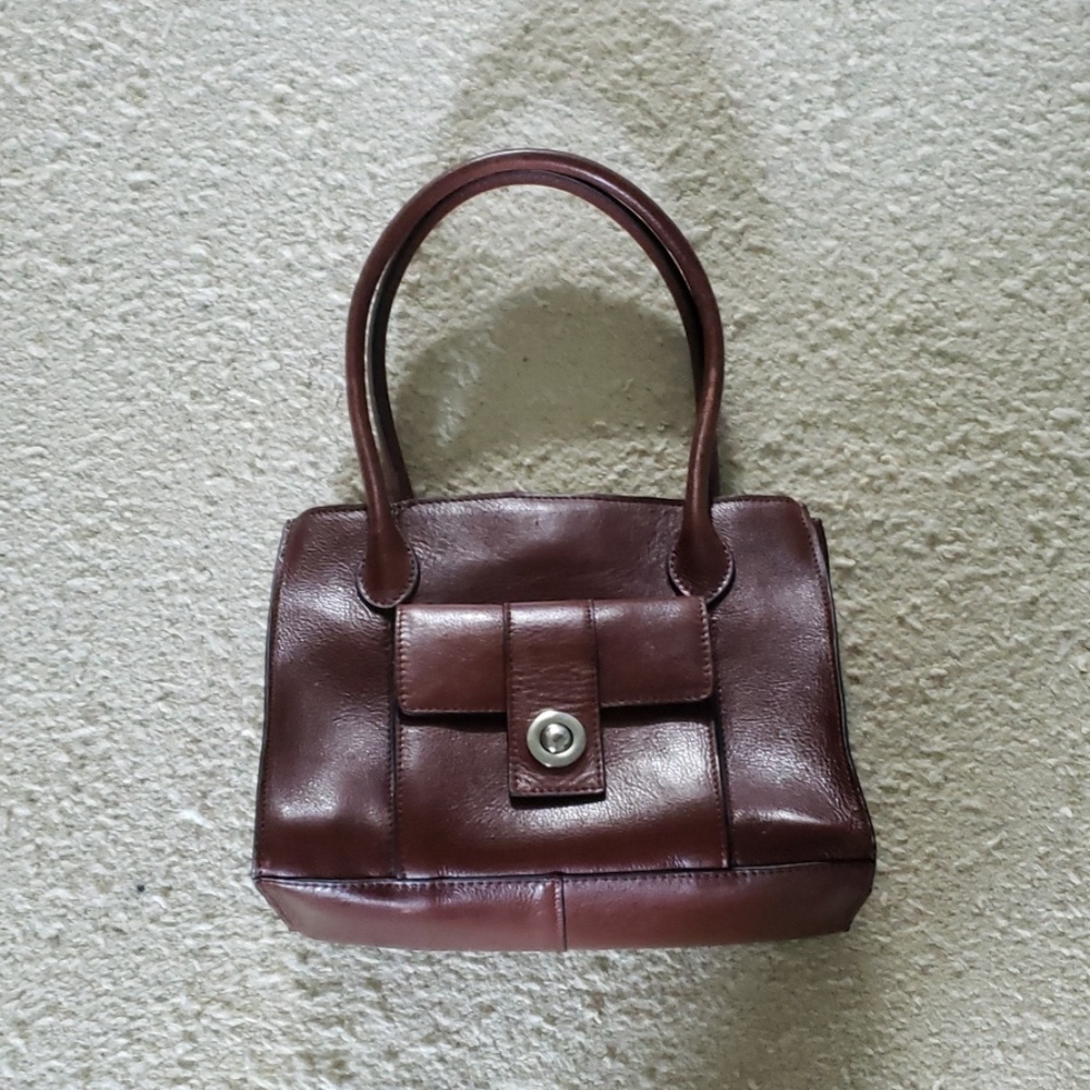 Wilson's leather purse